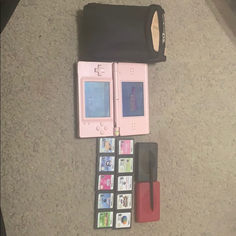 Pink Nintendo DS Lite With Games